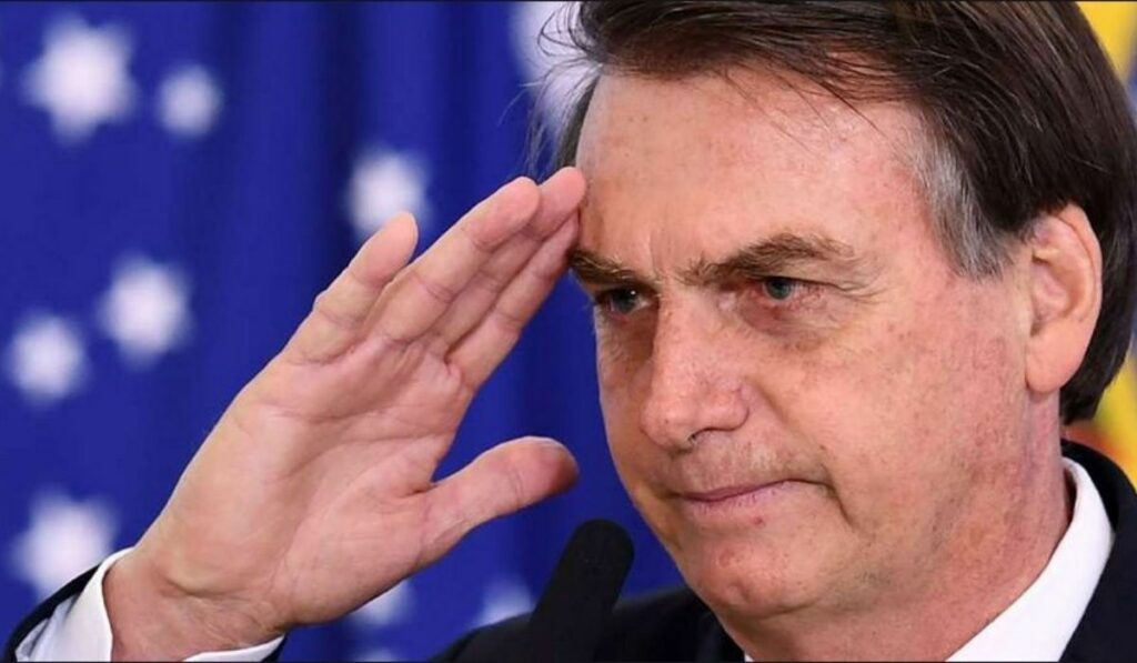 Histórica la renuncia de militares en Brasil por desacuerdos con Bolsonaro