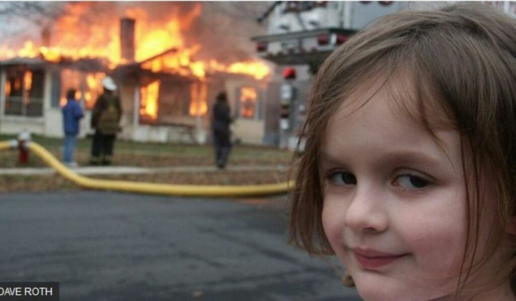 El meme de ‘la niña desastre’ se vendió en una alta suma de dólares