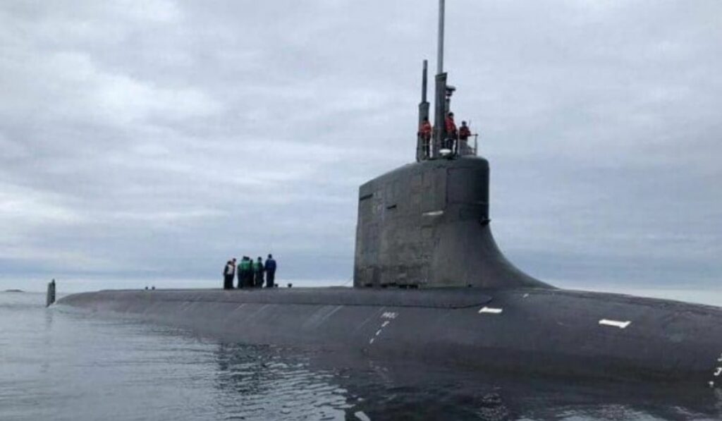 Submarino de EEUU choco con un objeto en el Mar de China Meridional