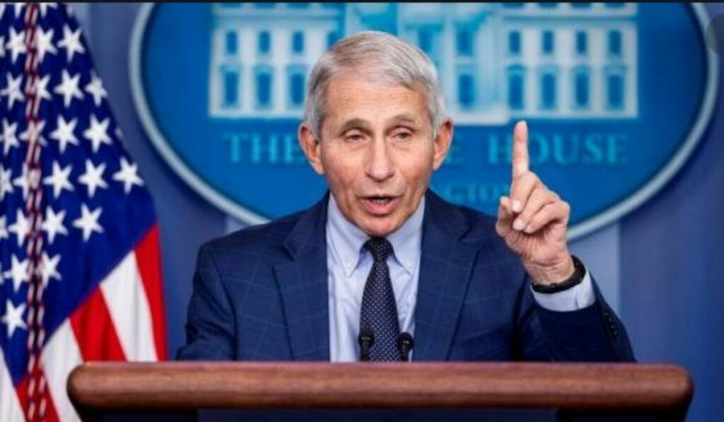 El doctor Anthony Fauci confirmo un primer caso de la nueva variante ómicron en California EEUU el 1 de diciembre.