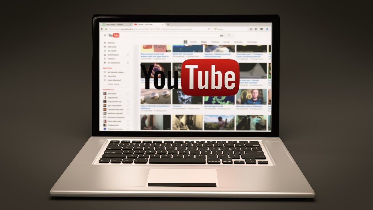 YouTube toma medidas contra RT para evitar que el canal ruso pueda monetizar