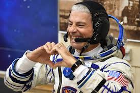 El astronauta estadounidense Mark Vande Hei ya no se quedará varado en la Estación Espacial Internacional
