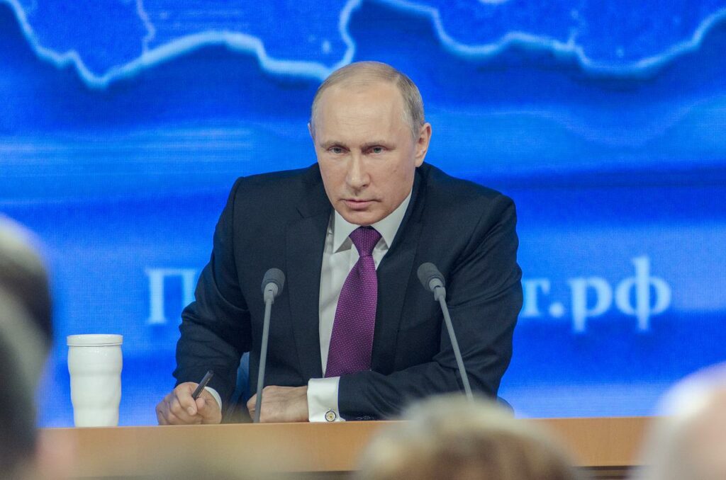 Una parte de la población del país, más pobre y menos educada mantiene a Putin en el poder
