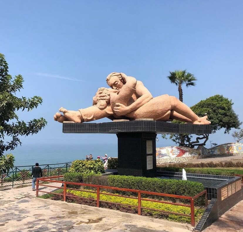 Monumento al beso, Parque del amor