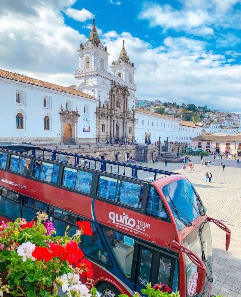 Plaza e Iglesia de San Francisco