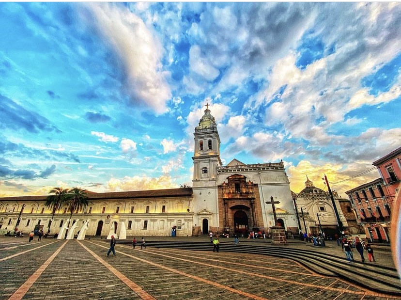 Plaza e Iglesia de Santo Domingo