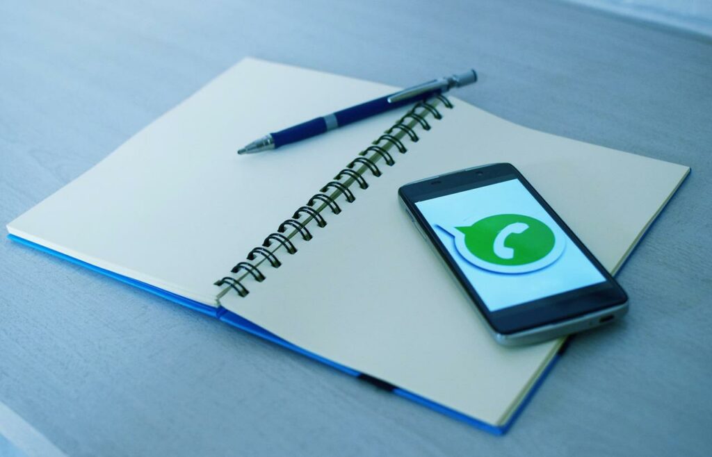 ¿Para qué crear un chat en WhatsApp para enviar mensajes a ti mismo?