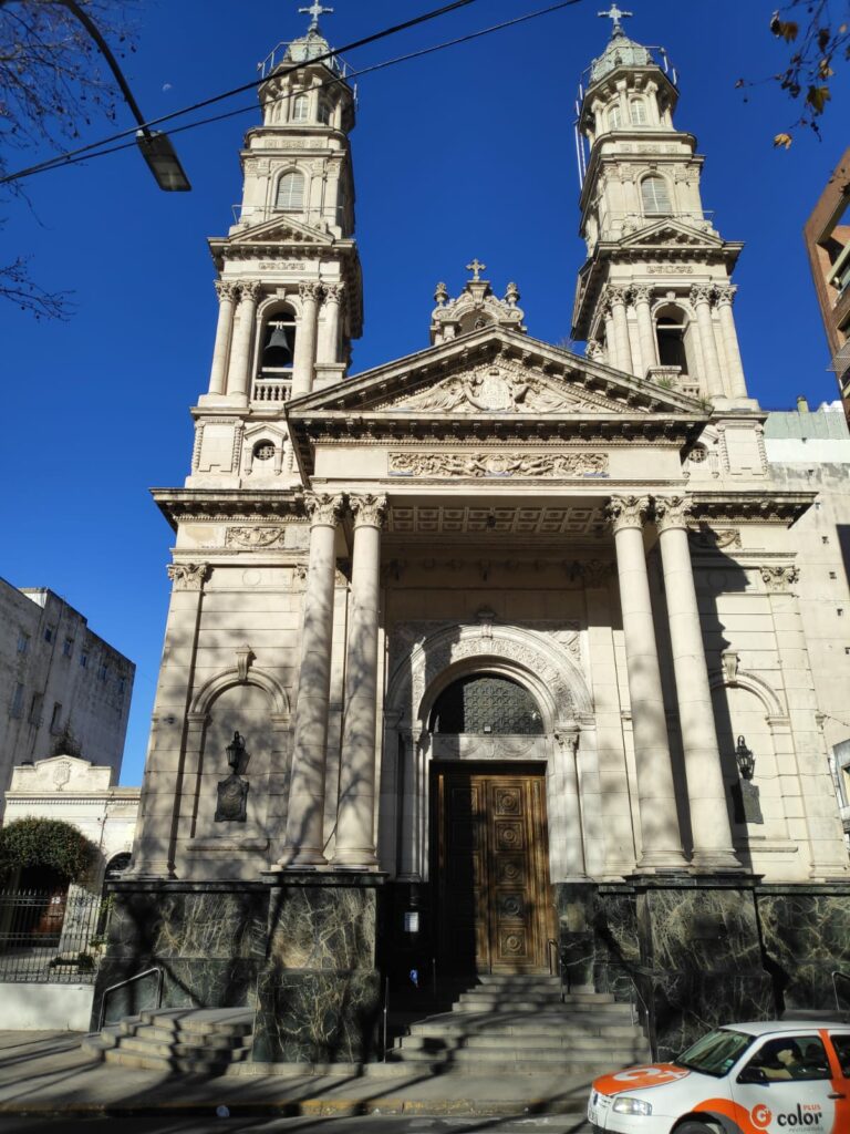 Leo Messi, qué visitar en su ciudad natal: Catedral de Nuestra Señora del Rosario
