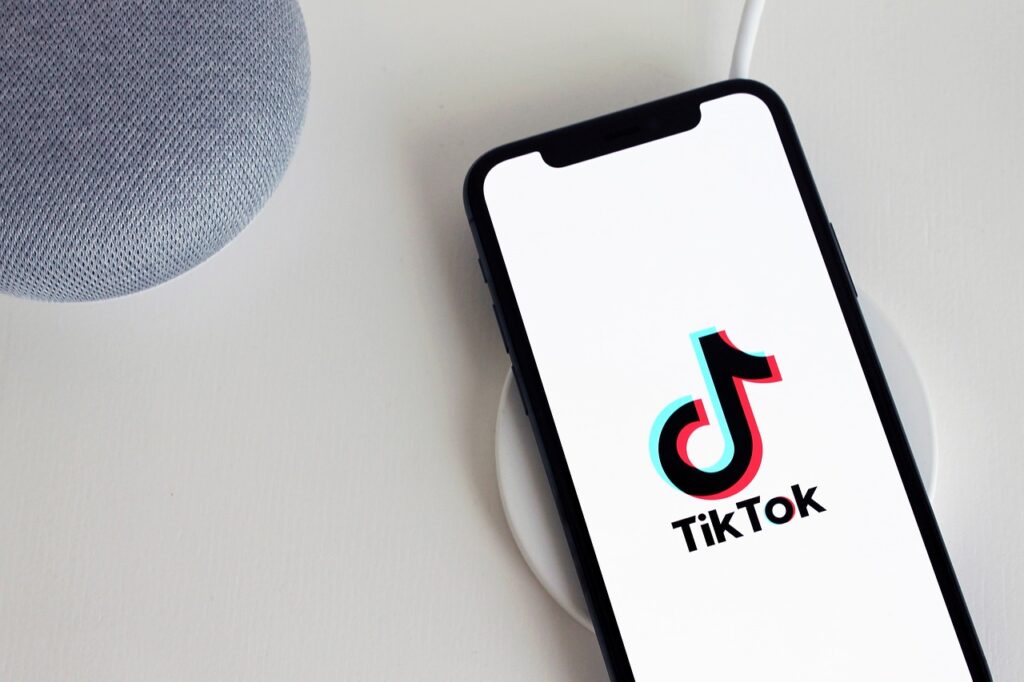 Está prohibido TikTok en dispositivos corporativos y en dispositivos personales afiliados de los empleados de la Comisión Europea