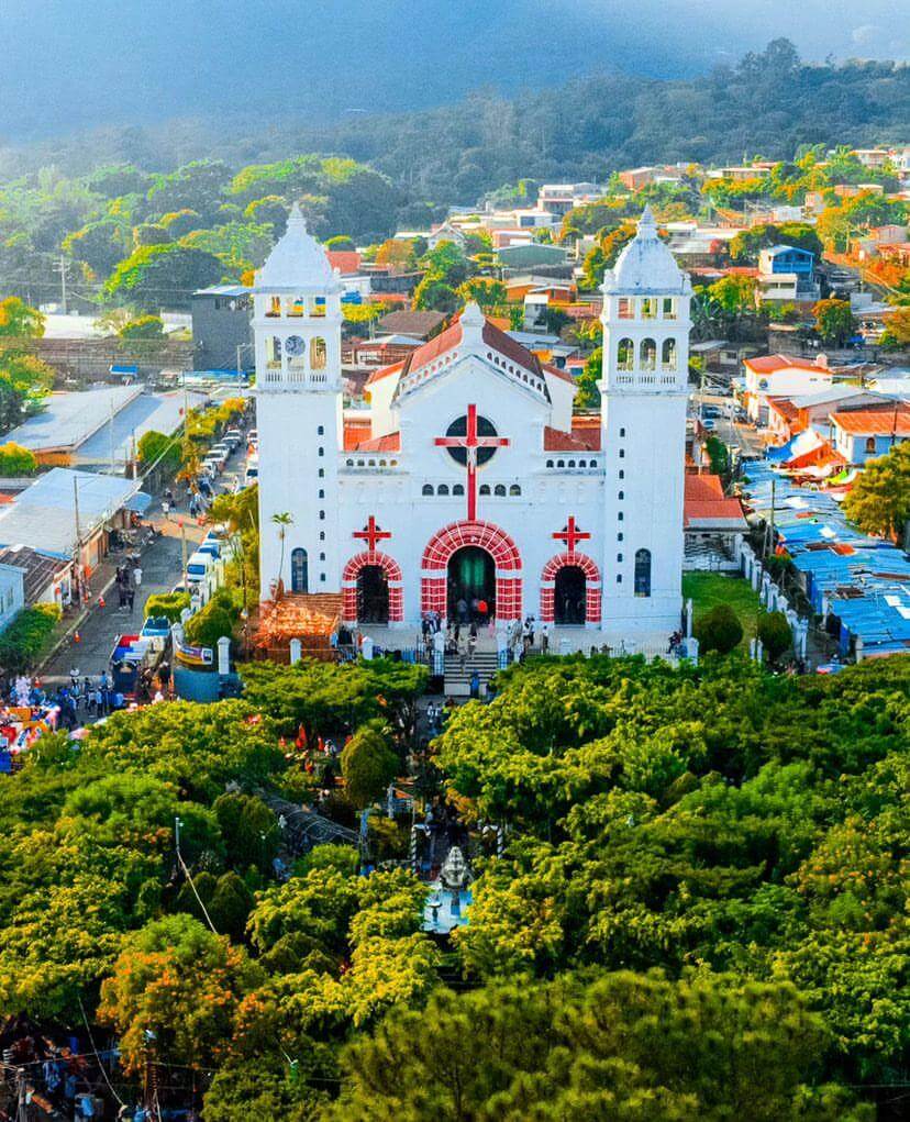 Iglesia de Juayúa, en la Ruta de las Flores, en El Salvador