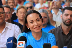 Lograr acuerdo sobre candidatura alternativa a MCM, una carrera contra reloj