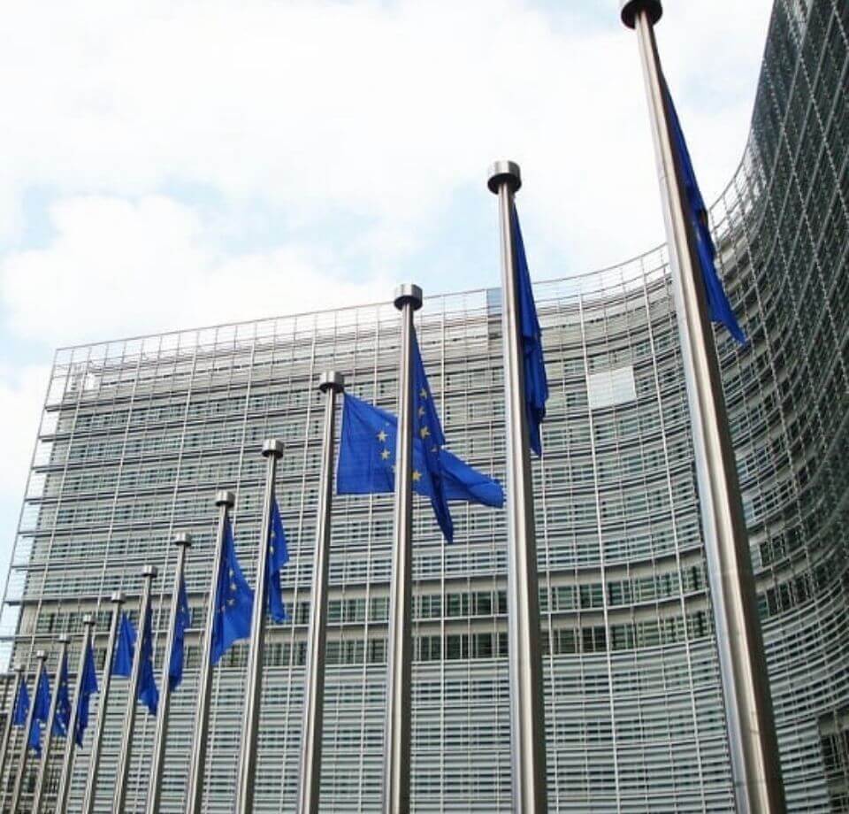 Trump amenaza con aranceles a España